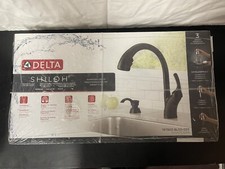 Delta 19790Z-BLSD-DST Shiloh Single-Handle Kitchen Faucet - Black