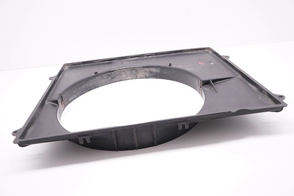 1996-2000 Toyota 4Runner 2,7 л охлаждения радиатор вентилятор плащ 16711-0C031 - Изображение 3 из 4