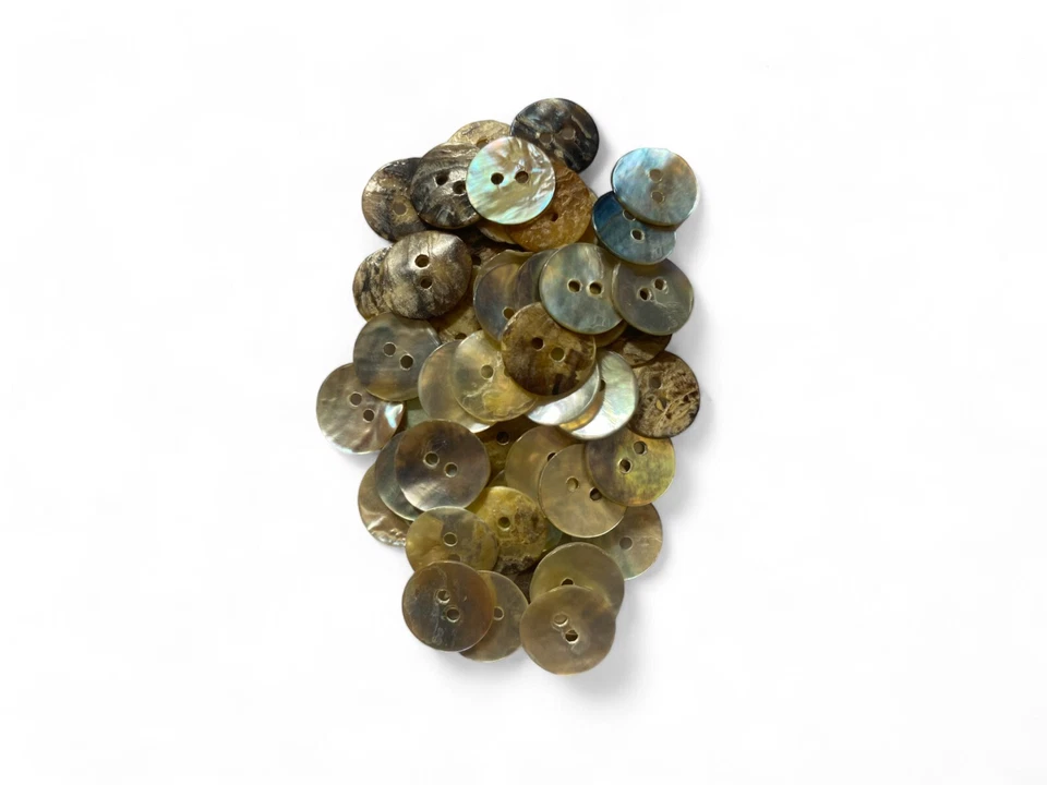 11.5mm Mother Of Pearl Shell Buttons Baby Knitting Cardigans Sewing Crafts - Image 3 of 4