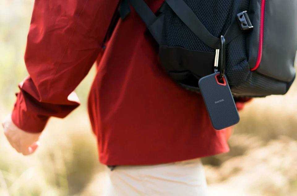 SSD externo portátil SanDisk Extreme V2 1 TB USB-C (SDSSDE61-1T00-G25) Foto 4 de 4