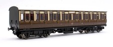Dapol 4P-020-111 OO Gauge GWR Toplight M/L Lined Choc/Cm All 3rd Coach 3903 S2