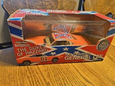 Ertl American Muscle Body Shop Series 118 1969 Dodge Charger General Lee
