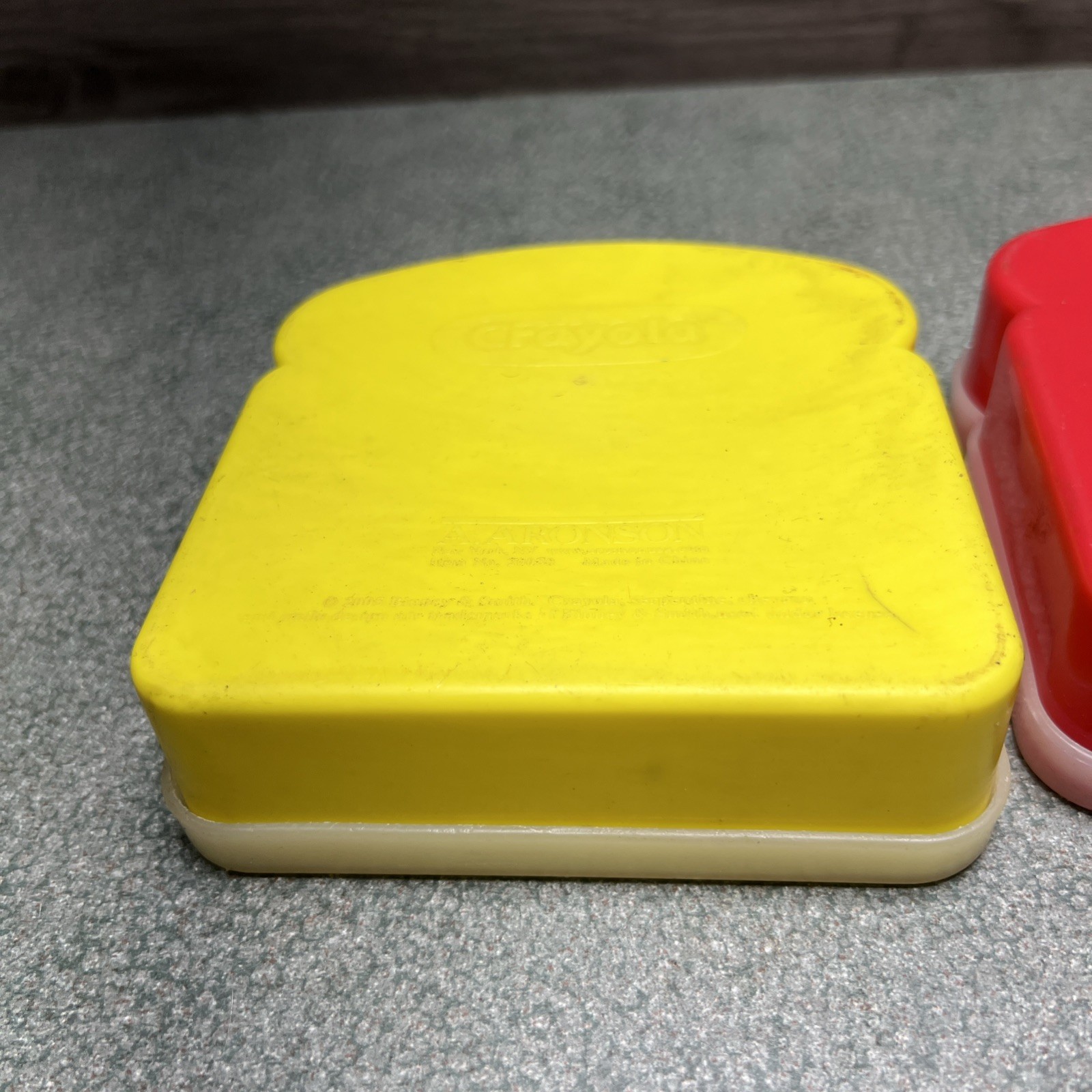 Set Of 2 Yellow & Red Crayola Snack Container 2003 Sandwich Holder A.Aronson
