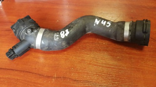 BMW 1er E81 E87 E87N Kühler unten Schlauch Rohr Schlauch 116i N45 N45N 7526391