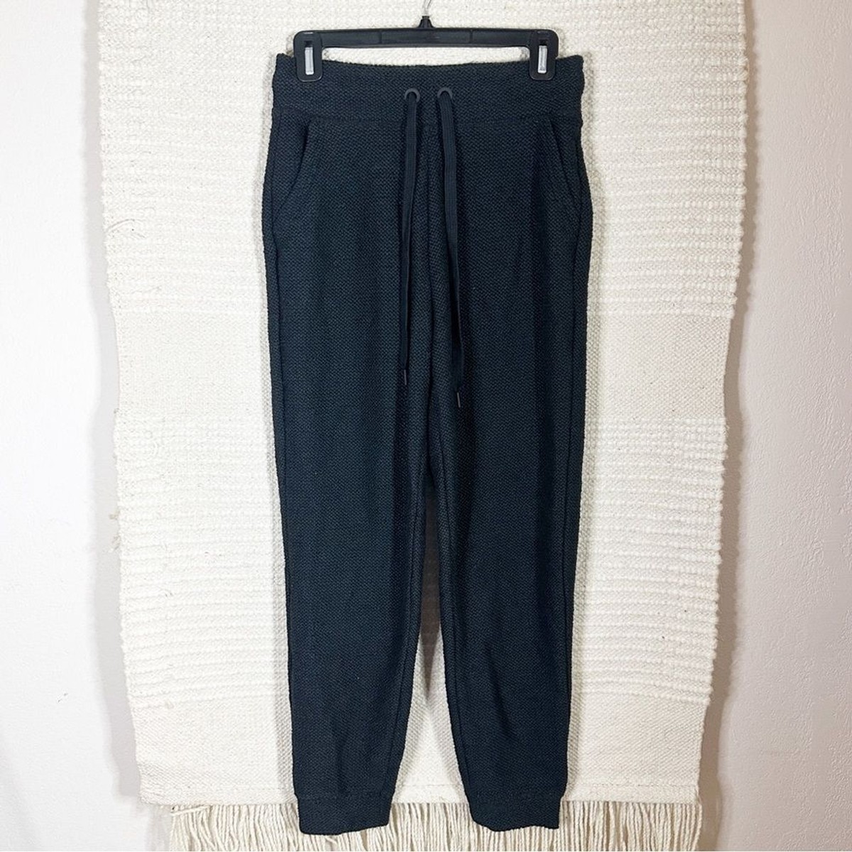 AERIE Offline black textured knit Snow Day joggers S NEW