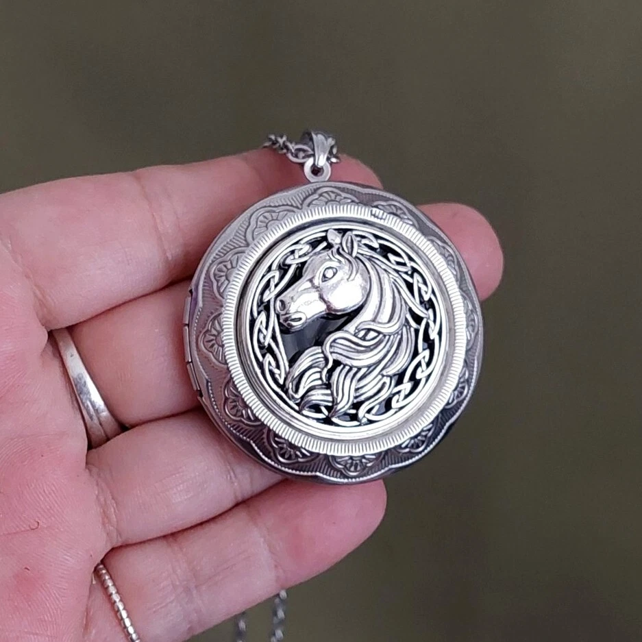 Cremation hair shop lockets