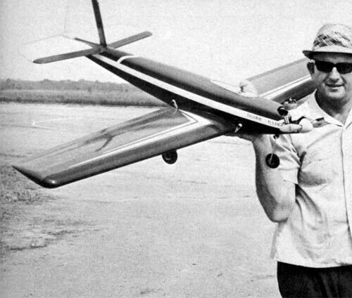 Daddy Rabbit Pattern Plane 68