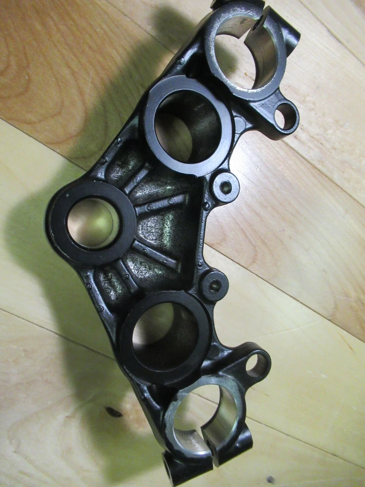 Yamaha OEM - CORONA DE MANGO - 1979-1982 XS400 - 2L0-23435-00-98 Foto 2 de 4