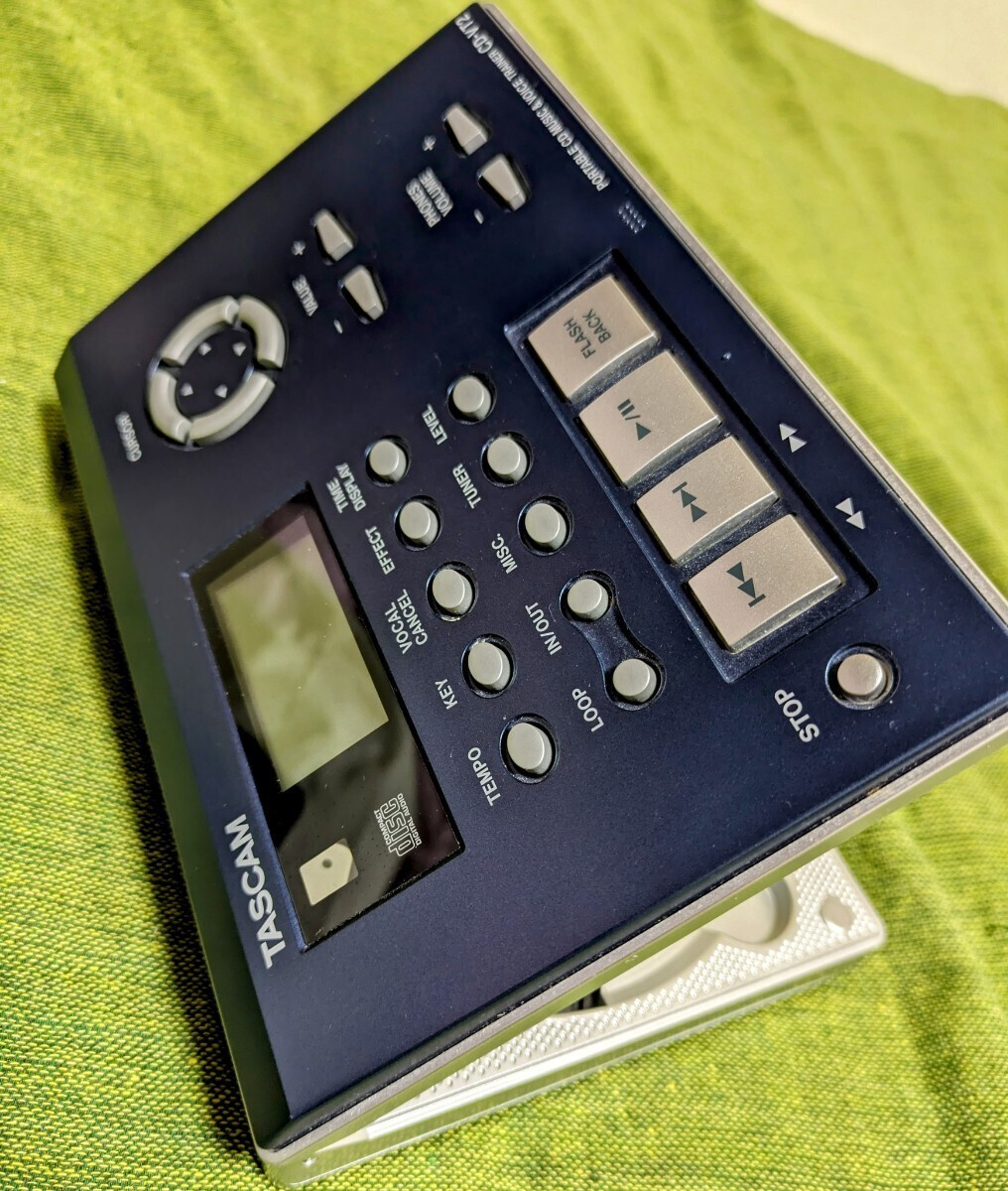 【新品】TASCAM CD-VT2【送料無料】 Amazon.co.jp: TASCAM(タスカム) CD-VT2 ボーカル練習 CD