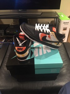 sb dunk low qs raygun