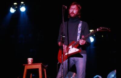 Eric Clapton perfoms in Paris France in 1974 Old Photo 1