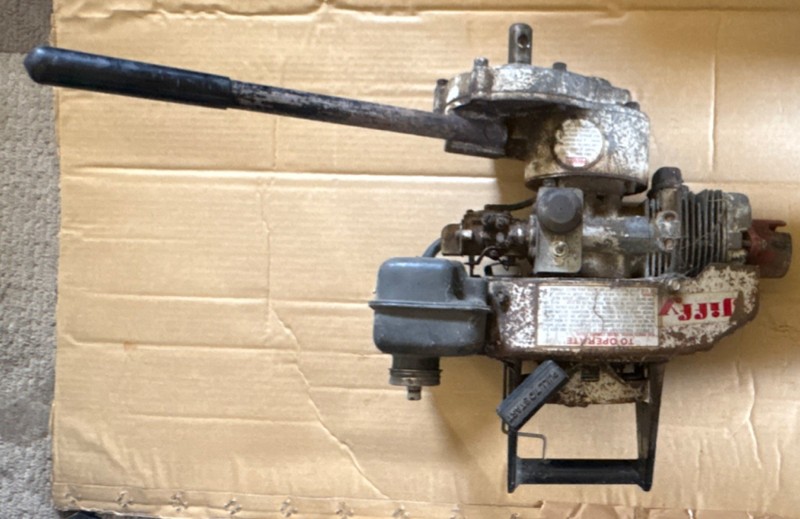 Vintage Jiffy Gas Ice Auger Tecumseh Engine no auger 