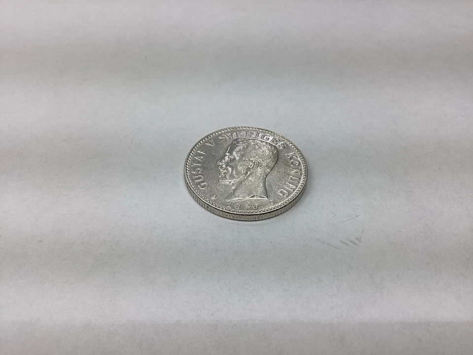 SWEDEN 2 KRONA 1939 SILVER King Gustav V SVERIGES KONUNG, Necklace Pendant - Image 4 of 4