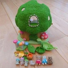 Sylvanian Families Fairy Secret Tree Set 4 Figures 3 Dolls Used Collectible