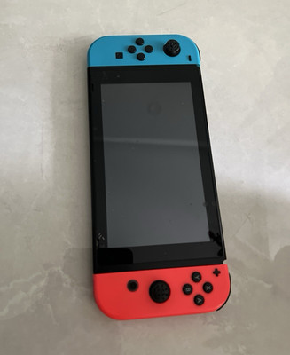 Nintendo Switch Handheld-Spielkonsole 32 GB mit Joy-Con Controllern Rot/Blau