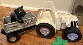 Lego Duplo 4971 Town Zoo Vehicles Tractor Trailer Truck Panther Meat Parts Set