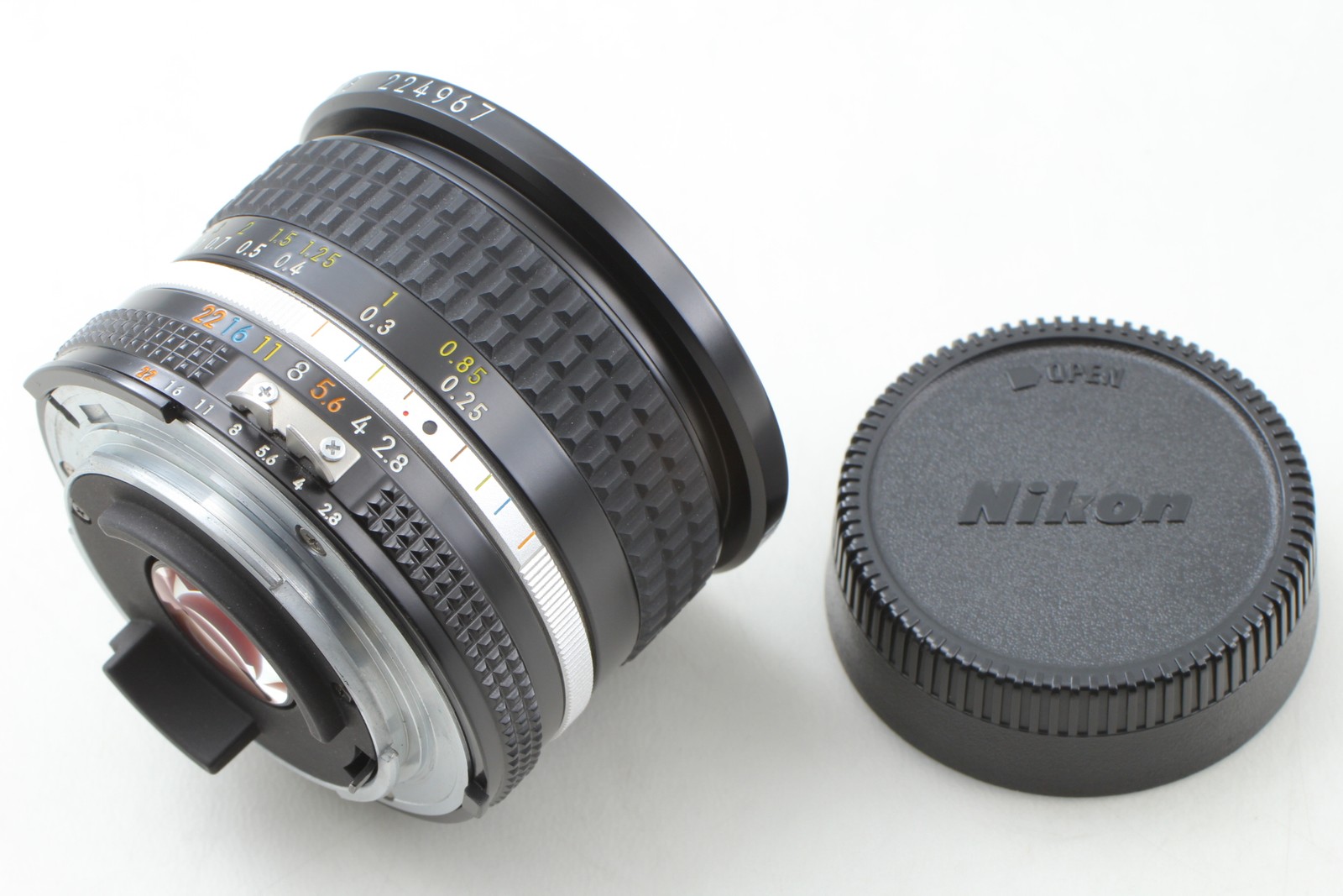 [Almost MINT] Nikon Ai-s Ais Nikkor 20mm f/2.8 Ultra Wide Angle Lens From JAPAN