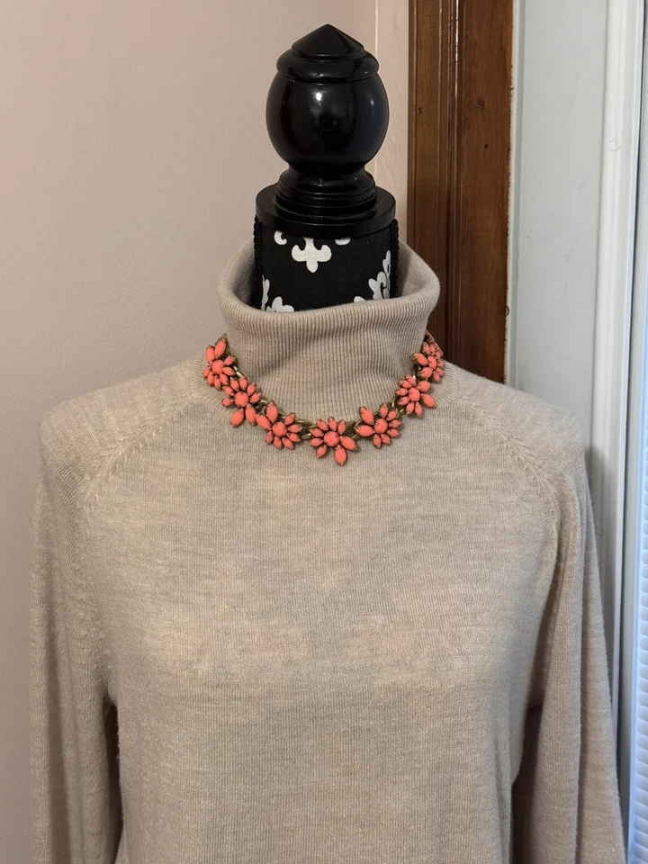 J. Crew Pink Floral Chunky Gold Tone Chain Statement Necklace - Image 2 of 4