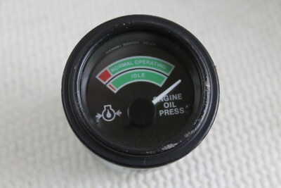 Öldruckanzeiger Stewart Warner 831391 Engine Oil Press NSN 6620-01-107-9916 (3)