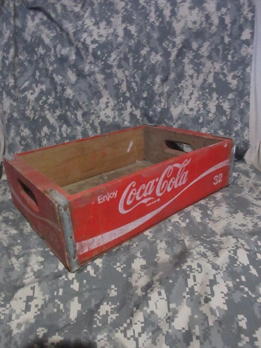 Vintage 1975 Coca-Cola Wooden Soda Crate Temple Chattanooga NICE