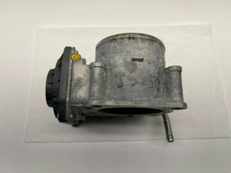 Cuerpo del acelerador OEM para 2010 2011 2012 2013 2014 2015 Lexus IS250 2,5 L 22030-31020 Foto 4 de 4