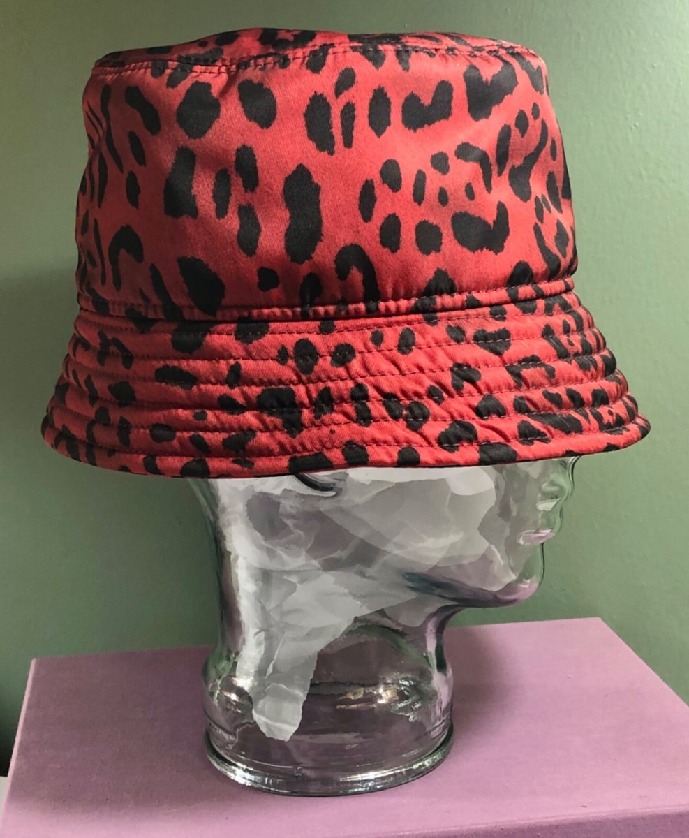 DOLCE & GABBANA RED & BLACK MEN BUCKET HAT - Size 58 - 7 1/4 DOLCE & GABBANA RED & BLACK MEN BUCKET HAT - Size 58 - 7 1/4