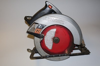 Skilsaw Circular Saw 7 1/4 5250 Corded Electric 2 1/4 HP 120V AC 10A 25-60 Hz US