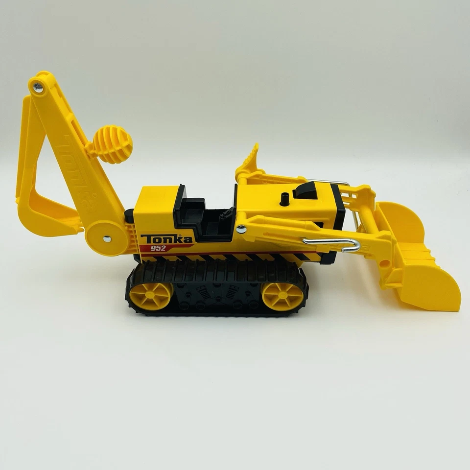 Tonka - Steel Classics Trencher 952 Yellow & Black - 2021 Hasbro Plastic & Metal - Image 2 of 4
