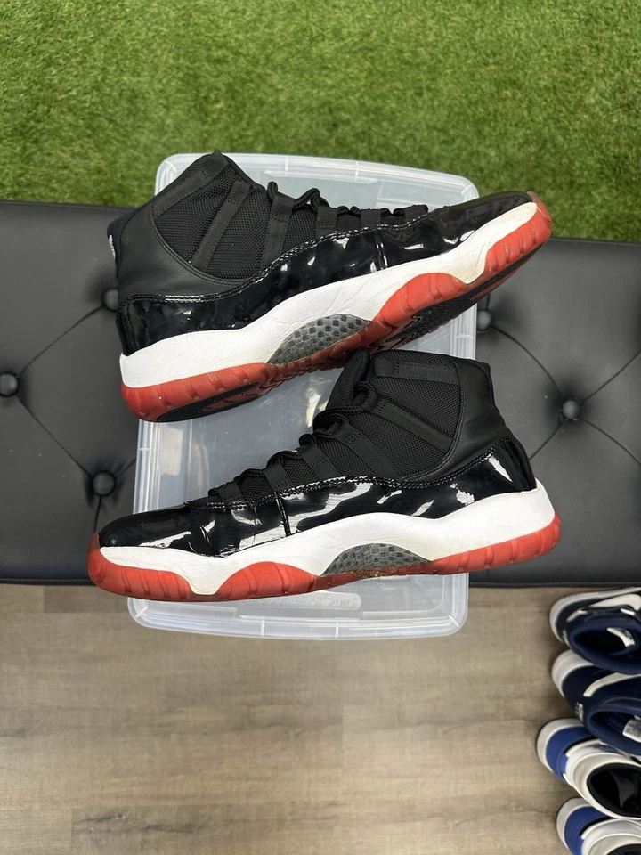 Talla 10.5 - Jordan 11 Retro Bred 2012 Foto 3 de 4