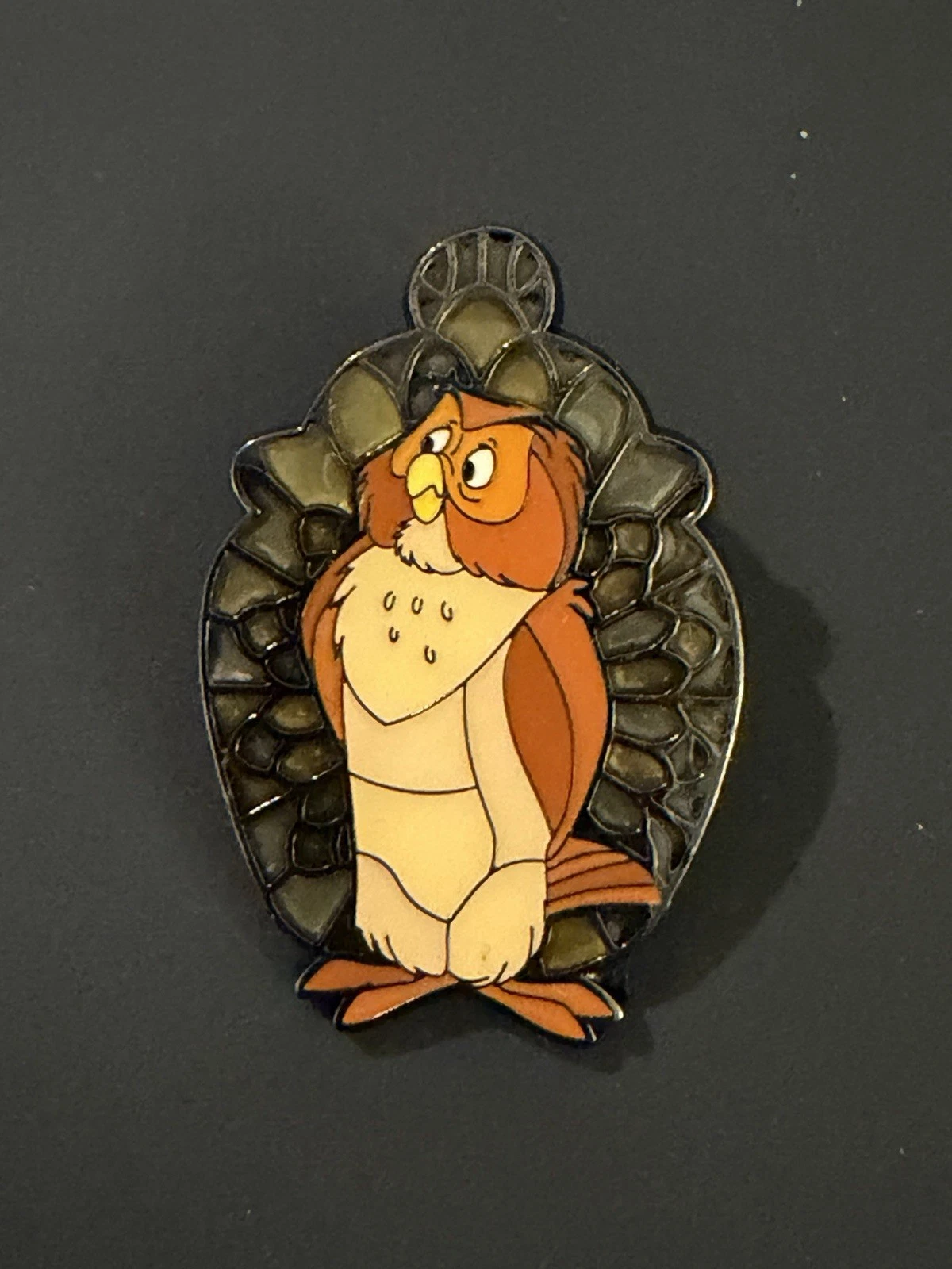 Disney Pin - Loungefly Winnie the Pooh Stained Glass Pot Series - Owl
