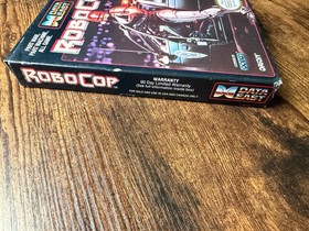 sello ovalado RoboCop completo en caja nintendo nes pel&iacute;cula juego