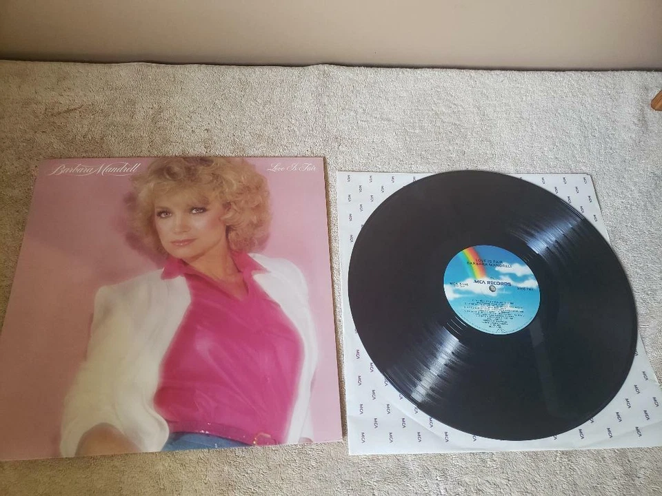 BARBARA MANDRELL ~ LOVE IS FAIR ~ MCA-5136 ~ 1980 ~ LP ~ EX/NM - Image 2 of 4