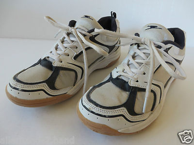 ANSEHEN  Crane TURNSCHUHE Gr. 37 weiß  Hallenschuhe Jungen Schuhe Sportschuhe 
