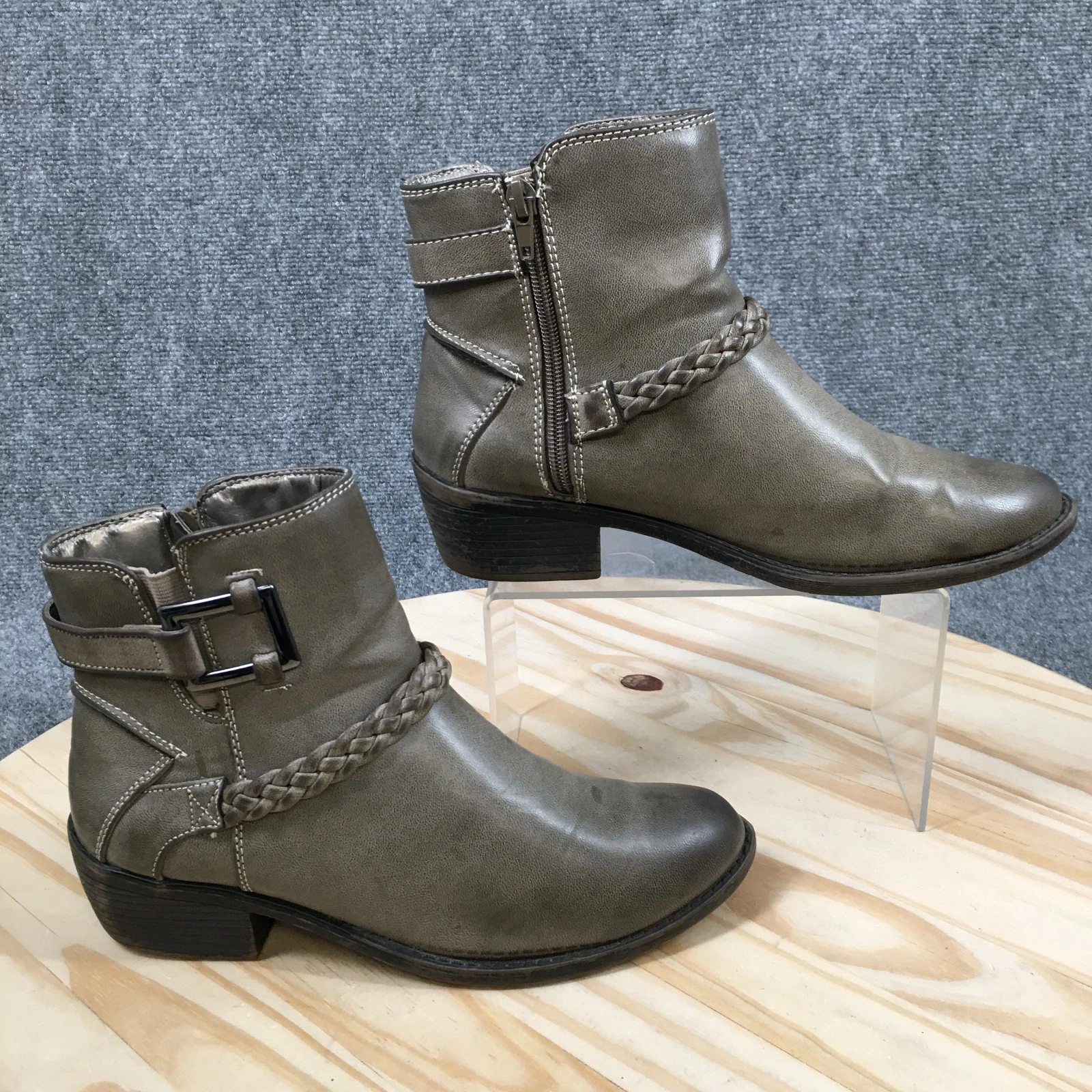Easy Street Boots Womens 8 M Bridle Casual Side Zip Belted Ankle Bootie Gray