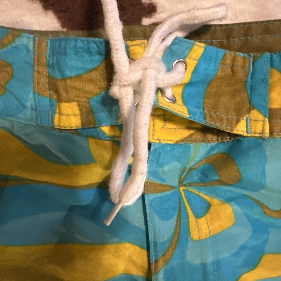Vintage No Boundaries Blue Green Floral Board Shorts M Y2K Swim Pool Beach - Image 3 of 4
