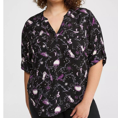 Torrid 3 (3X 22/24) Disney Hocus Pocus Binx Cat Georgette Harper Pullover Top