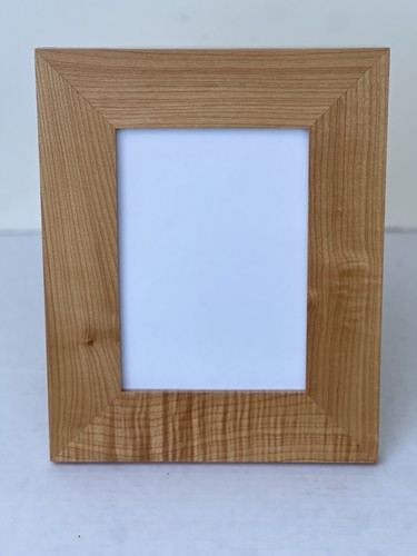 Solid Maple Wooden 5”x 7” Picture Frame Tabletop Home Office Decoration - Picture 1 of 3