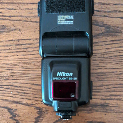 Nikon Speedlight SB-25 Shoe Mount Strobe Flash TTL LCD AF Assist Hot Shoe