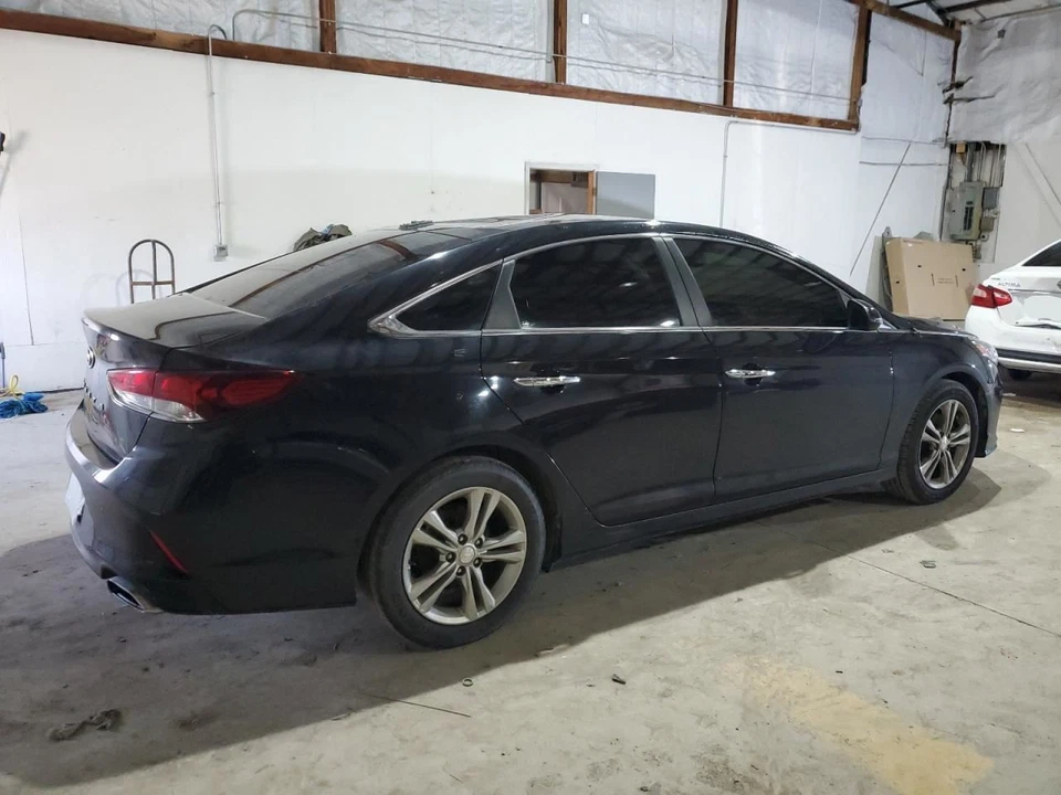 Reservatório de lavadora Hyundai Sonata 2018 fabricante de equipamento original FWD 2,40L peça usada 3546129 - Imagem 3 de 4