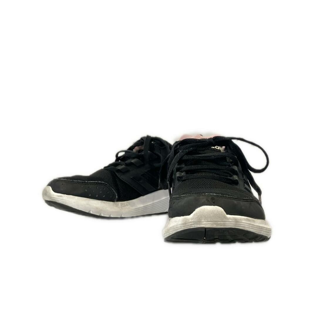 SAOLA Adidas sneakers basse 24 dettagli danni ・Suola messa superficie: Scratchy 32e91