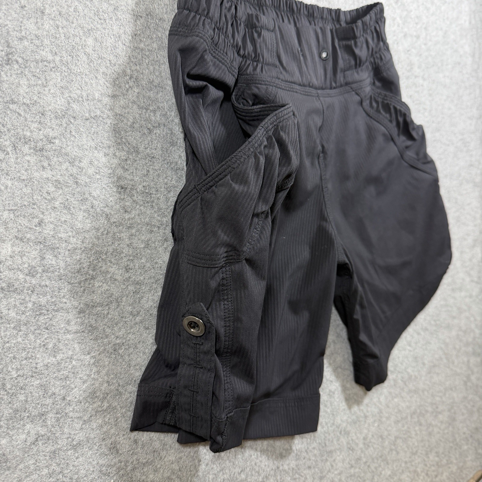Lululemon Play In The Sun Shorts Womens 4 Black 6 Inseam Athletic Running Golf thumbnail 8