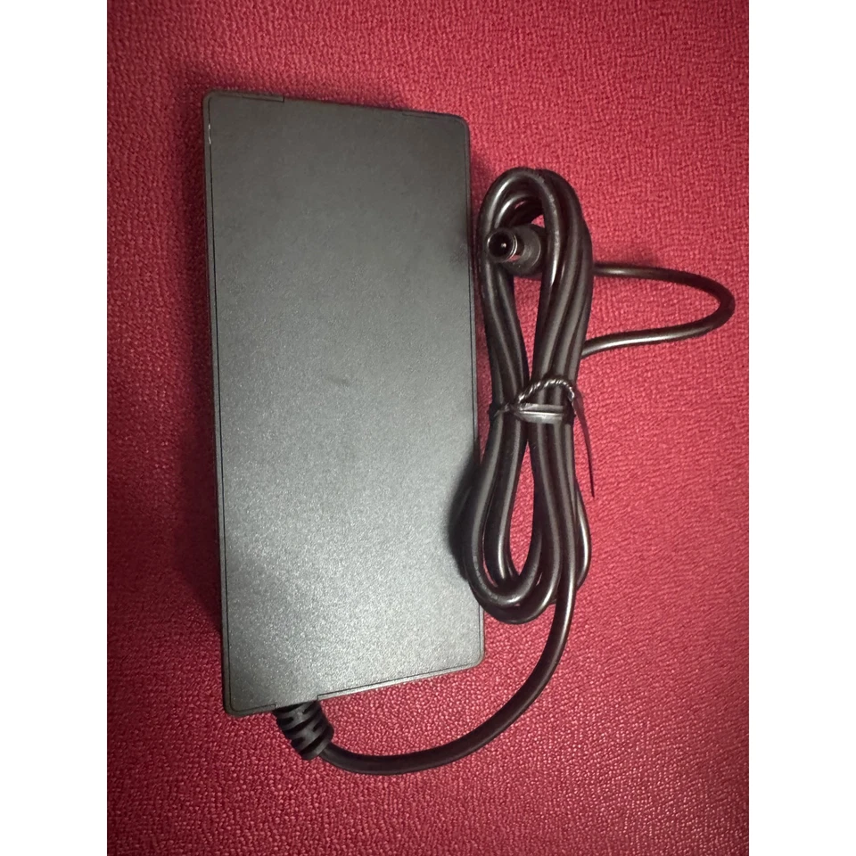 Cargador original LG para monitor LG MS-Z2530R190-048M0-E 19V 2.53A - Imagen 2 de 3