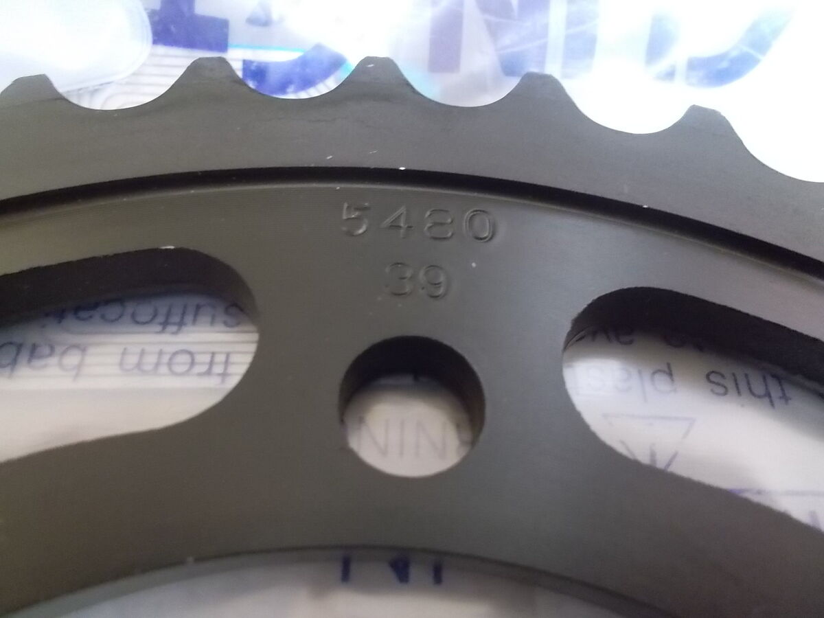 NOS Sunstar Rear Sprocket 39T Kawasaki 1990-2004 ZX600 Ninja NOS Sunstar Rear Sprocket 39T Kawasaki 1990-2004 ZX600 Ninja