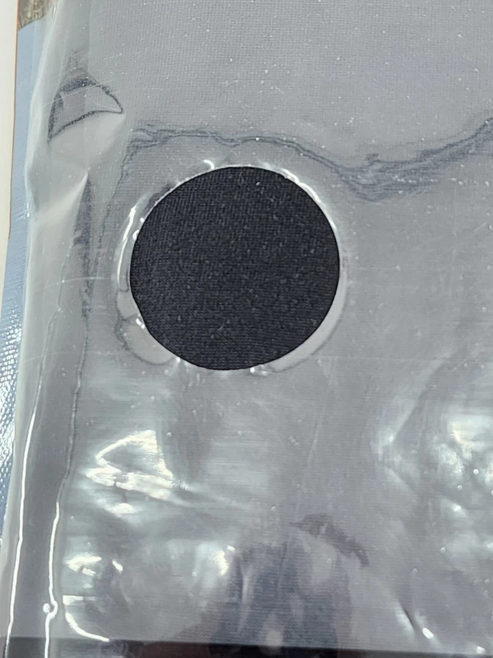 Realtree Men's Super Soft Base Layer Long Sleeve Crew Neck Shirt Size Med Black - Image 2 of 3