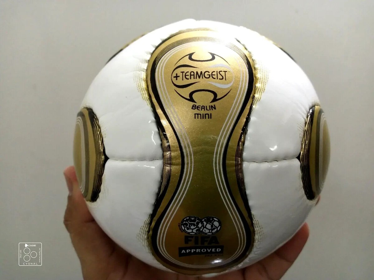 Adidas Teamgeist Mini 2006 Official Match Ball FIFA World Cup