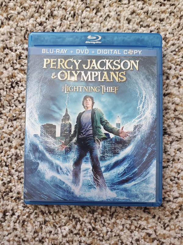 Percy Jackson & the Olympians: The Lightning Thief (Blu-ray/DVD, 2010)