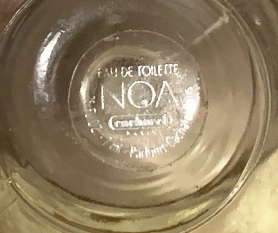 Женская туалетная вода NOA от CACHAREL мини-сплэш 0,25 унции, 7 мл (#b6) - Изображение 3 из 4