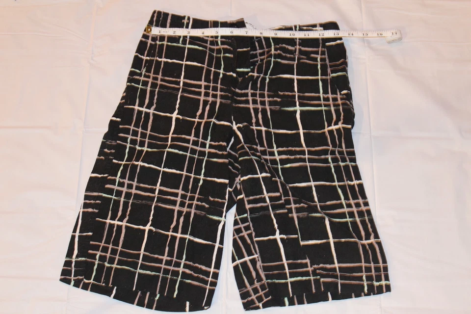 Pantalones Cortos Mongoose Niño 12 Negro Estampado a Cuadros Foto 4 de 4