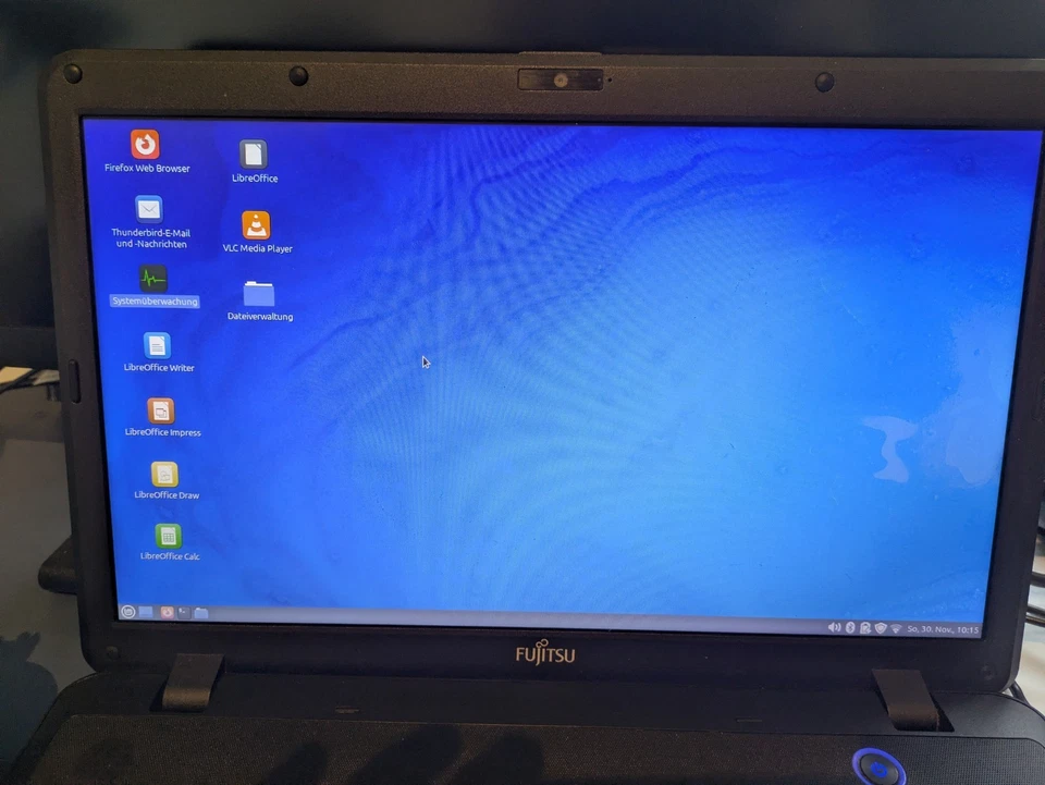 Fujitsu Siemens A512 Core i3 120GB SSD 6GB RAM HDMI 15.6" Laptop Linux Mint - Bild 4 von 4