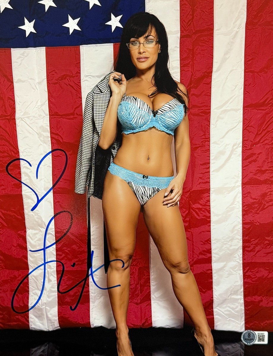 Hot Sexy Lisa Ann Signed 11x14 Photo Adult Star Authentic
